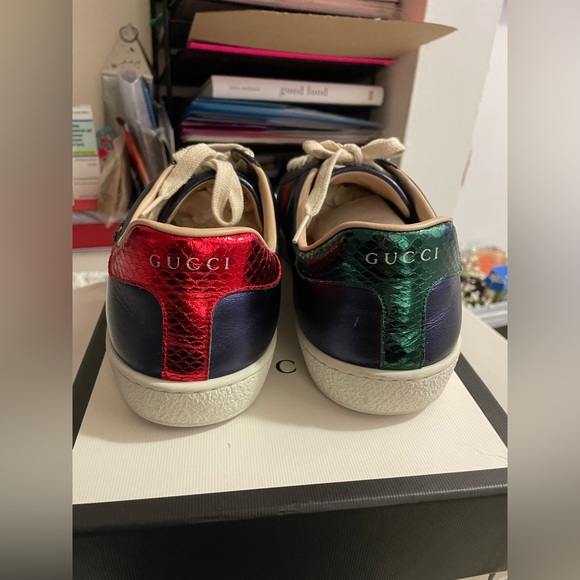 Mens Gucci Sneakers worn once with box and duster bags in perfect condition - Picture 5 of 13